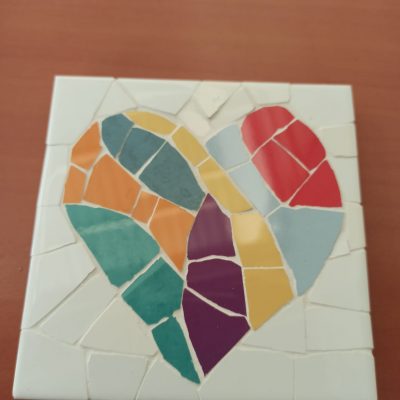 posavasos trenacadis conmotivo corazon fondo blanco