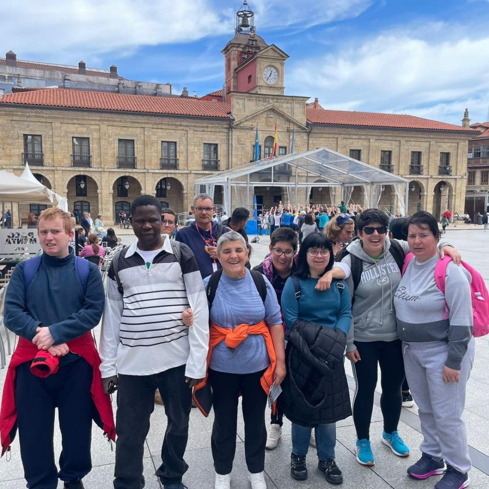 435265505_816542360499638_4501599742998916062_n