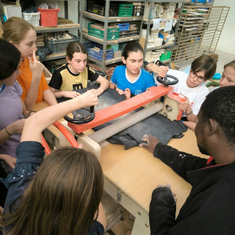 WhatsApp Image 2025-04-01 at 16.03.24